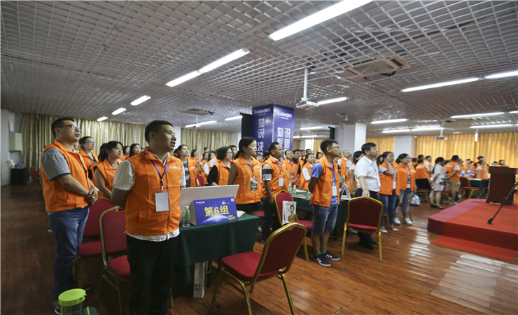 針對人員流動太快、產(chǎn)品知識不全、銷售技巧不通、門店客流少、酷家樂營銷思路不清晰和酷家樂軟件操作不熟悉等問題，巴迪斯接下來將展開一場培訓會，